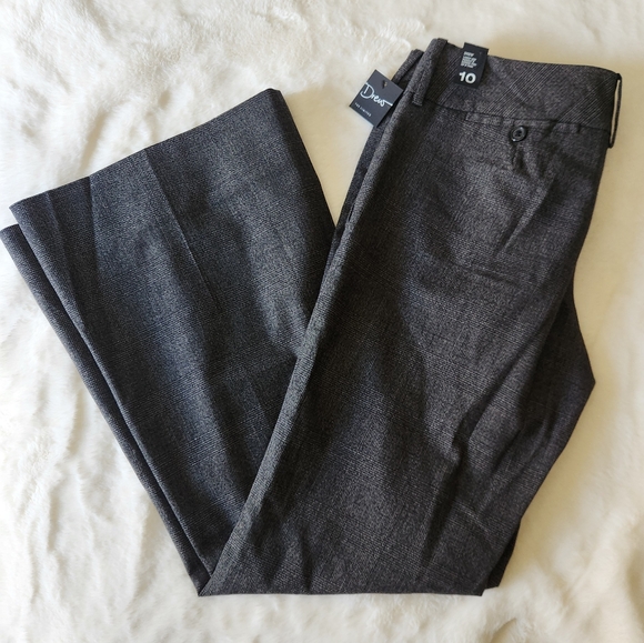 🆕️T. Limited- Drew Suit Set - Picture 5 of 11